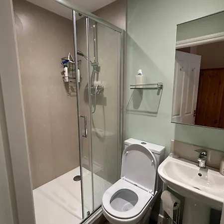 Harbour Watch - Waterfront 2 Bed With Parking Whitby